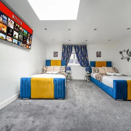 Holiday home 16fm For Your Relaxed & Cosy With Free Parking And Free Wifi
