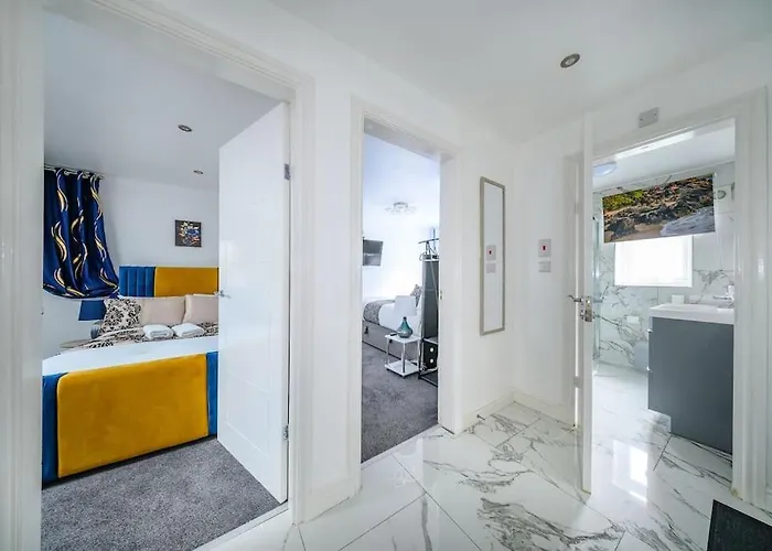 Holiday home 16fm For Your Relaxed & Cosy With Free Parking And Free Wifi *