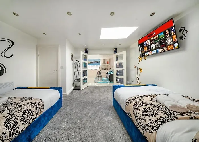 Holiday home 16fm For Your Relaxed & Cosy With Free Parking And Free Wifi