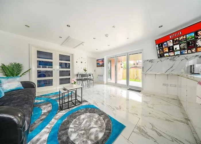 Holiday home 16fm For Your Relaxed & Cosy With Free Parking And Free Wifi *