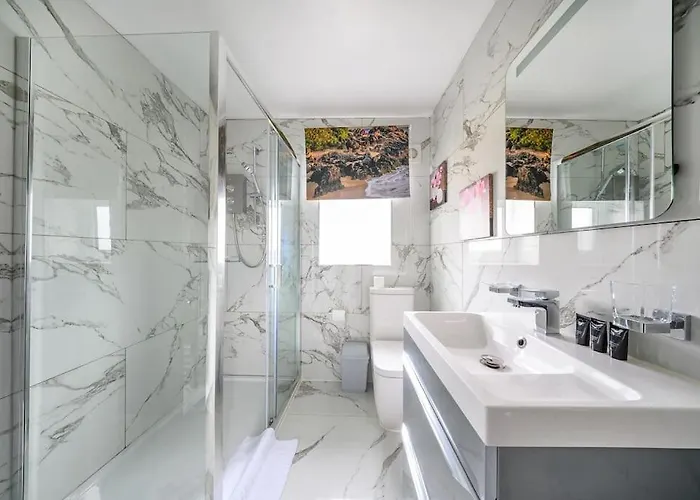 Holiday home 16fm For Your Relaxed & Cosy With Free Parking And Free Wifi